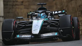 F1 | Russell: la scia a Max valeva 4 decimi, ma ha costruito la vittoria dove i rivali speravano di battere Mercedes