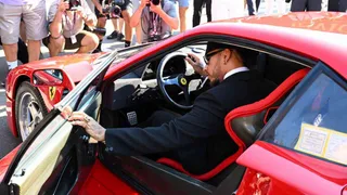 Hamilton: “Ferrari, ti ho convinto a cambiare. C’è ancora del gap, ma spero che il nuovo motore aiuti”
