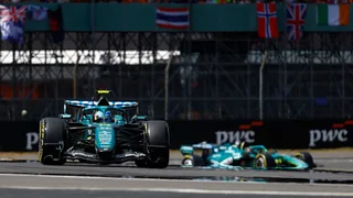 Alonso e il mistero prima del via a Silverstone: “La vettura si è spenta nel giro di formazione”