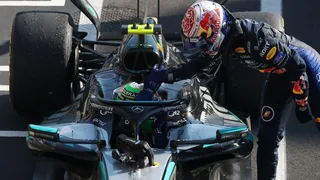 Max Verstappen's "wholesome" Monza moment with Kimi Antonelli's father goes viral: "Class act"