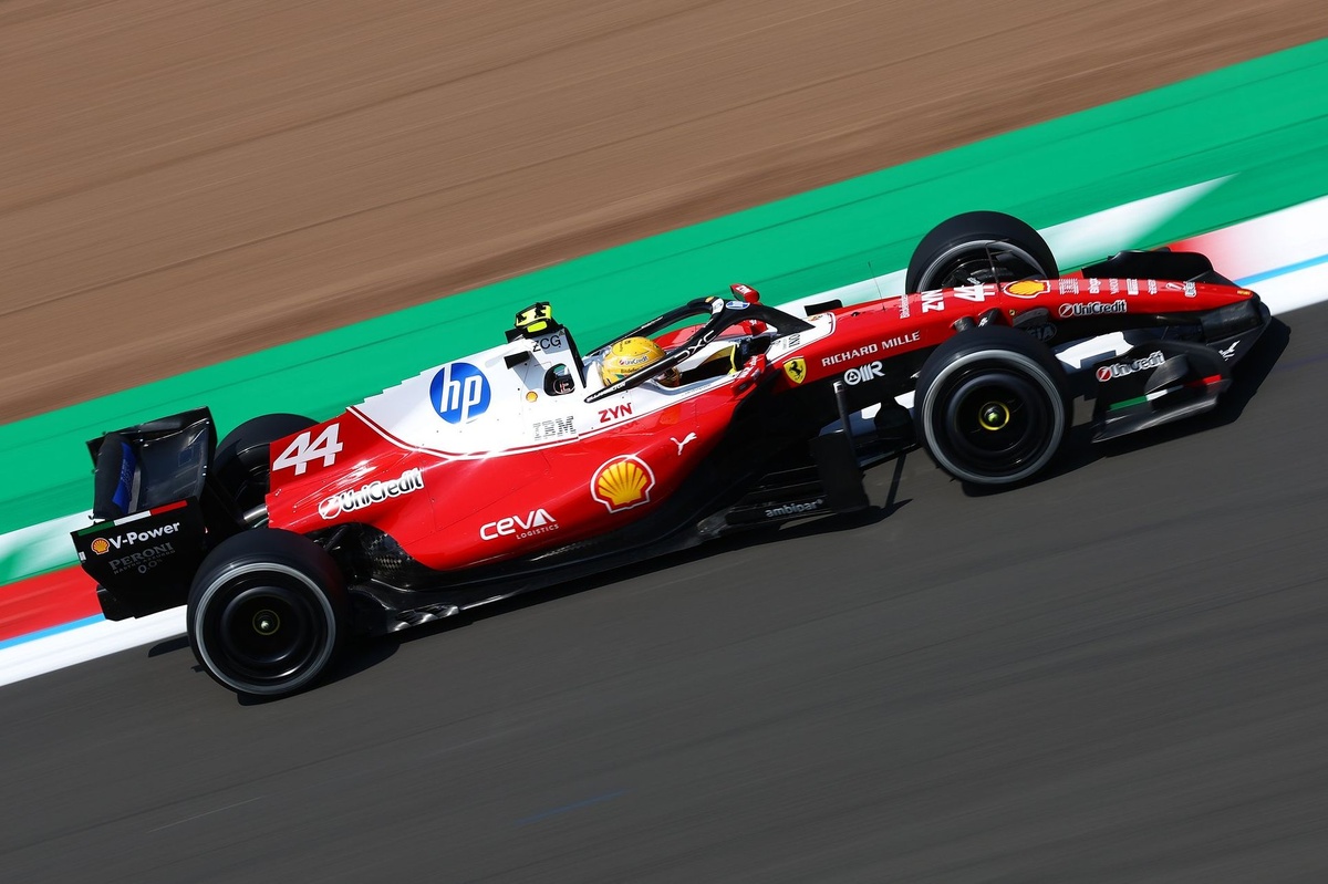F1 | Silverstone, Libere 1: Hamilton a sorpresa precede Antonelli, Leclerc e Russell