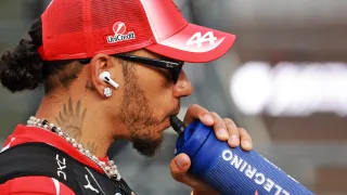 Lewis Hamilton’s 'bizarre' Singapore strategy under scrutiny from Martin Brundle