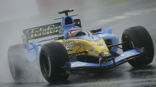 Renault rules out F1 engine return despite V8 momentum