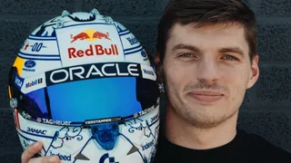 Verstappen presenta il casco per la “last dance” a Zandvoort