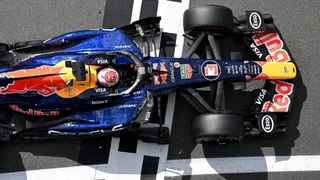 "There is no point racing like this" – Max Verstappen reveals Red Bull power unit issue