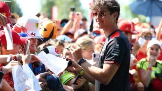 Bearman open to leaving Ferrari for title chance