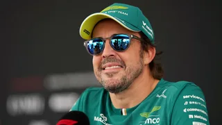 Alonso explains decision to stay with Aston Martin for 2027