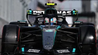 Russell sul Madring: “I sorpassi saranno difficilissimi. Degrado? Se resta quello delle FP1 faremo sei soste”