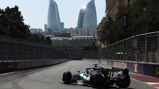 Russell tops opening F1 practice in Baku; Antonelli strikes technical issues