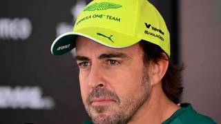 Alonso: “Il mio futuro non dipende dalle prestazioni, ma dal regolamento 2026”