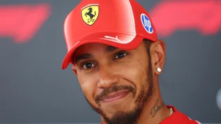 Hamilton: “Spa ha tanti rettilinei, sarà dura contro Mercedes. Ma sono orgoglioso degli aggiornamenti Ferrari”
