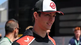 'Fighting with one hand behind our backs' - Bearman frustrated over Haas struggles