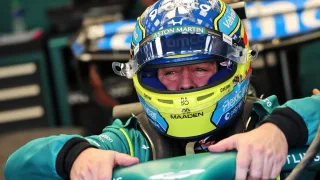 Fernando Alonso makes wild Lewis Hamilton claim and blasts ‘unfair’ F1 decision