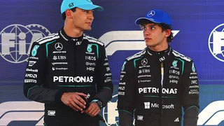 Mercedes loda la “sana rivalità” tra Antonelli e Russell