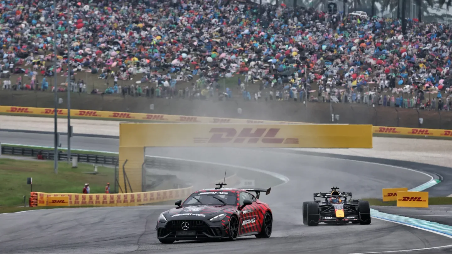 FIA issues apology for bizarre F1 stoppage drama in Sepang