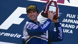 F1 Rewind: Hill keeps it in the family with historic title win