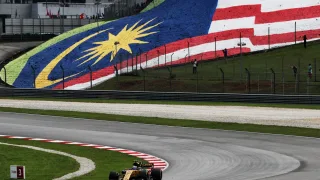 Sepang F1 start time confusion cleared as FIA releases new update