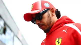 F1 | Hamilton penalizzato: 3 posizioni da scontare in griglia per avere ostacolato Piastri