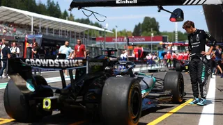 Mercedes "chasing" George Russell improvement after messy Belgian GP Friday