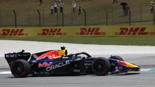 GP Malesia 2026 – Classifica FP1: Verstappen stacca tutti, poi Russell e Hadjar. Ferrari e Antonelli inseguono
