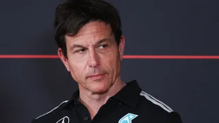 Wolff avvisa Antonelli e Russell: “Pronto a mandare via chi dovesse causare un altro Hamilton-Rosberg”