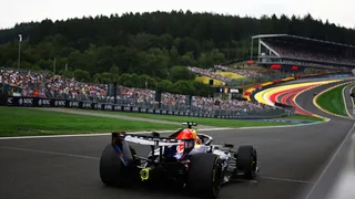 Verstappen chiama…Mekies risponde: “Non firmo per i piazzamenti. Io voglio vincere”