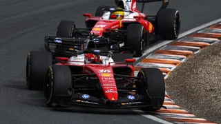 Windsor: “Forse solo Vasseur può imporsi su Hamilton e Leclerc, ma non parla mai via radio”