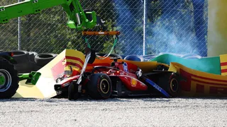 L’incidente alla Parabolica è stato di 23G, ma Leclerc rassicura: “Fisicamente sono a posto, ma emotivamente fa male”
