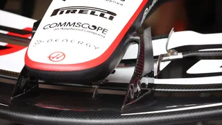 F1 | La Haas sostituisce i piloni e lancia un convogliatore di flusso ai lati del muso della VF-26