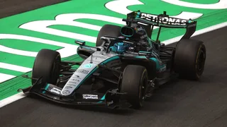 F1 | Russell trionfa nella Sprint di Zandvoort davanti a un battagliero Leclerc. Antonelli 4°