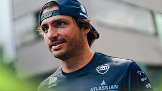 Carlos Sainz claims hidden reason behind Williams commitment