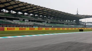 Sepang fans stranded as shuttle chaos hits Friday