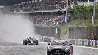 Malaysia F1 start attempt abandoned after multiple cars stop