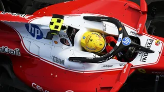 F1 | Penalità Hamilton: per provare a uscire davanti ad Antonelli ha tolto il limitatore troppo presto