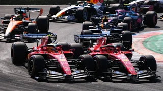 Hamilton says Ferrari has left it "too late" to back him in F1 title fight